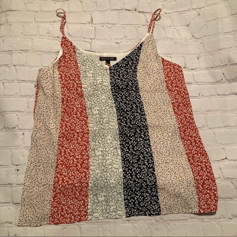 Skies Are Blue  V Neck Mix Print Cami Top• Size M NWT